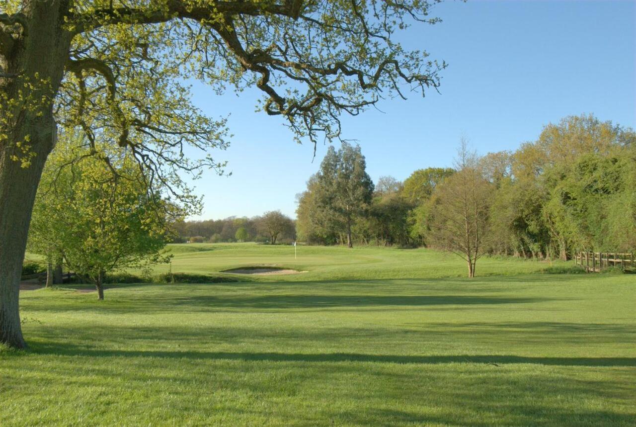 Blacknest Golf And Country Club Alton  Ngoại thất bức ảnh