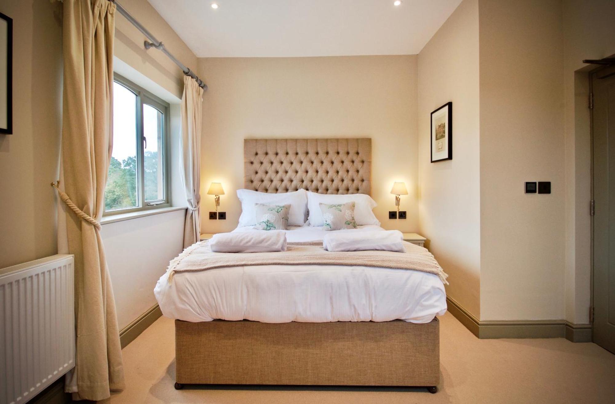 Blacknest Golf And Country Club Alton  Ngoại thất bức ảnh